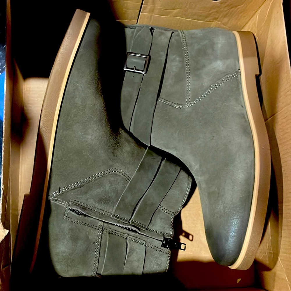 Uggs Josefina Ankle Boots